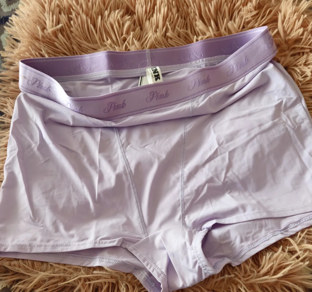 Bombacha Pink de Victoria's Secret, color lila, talle M, nueva con etiqueta.