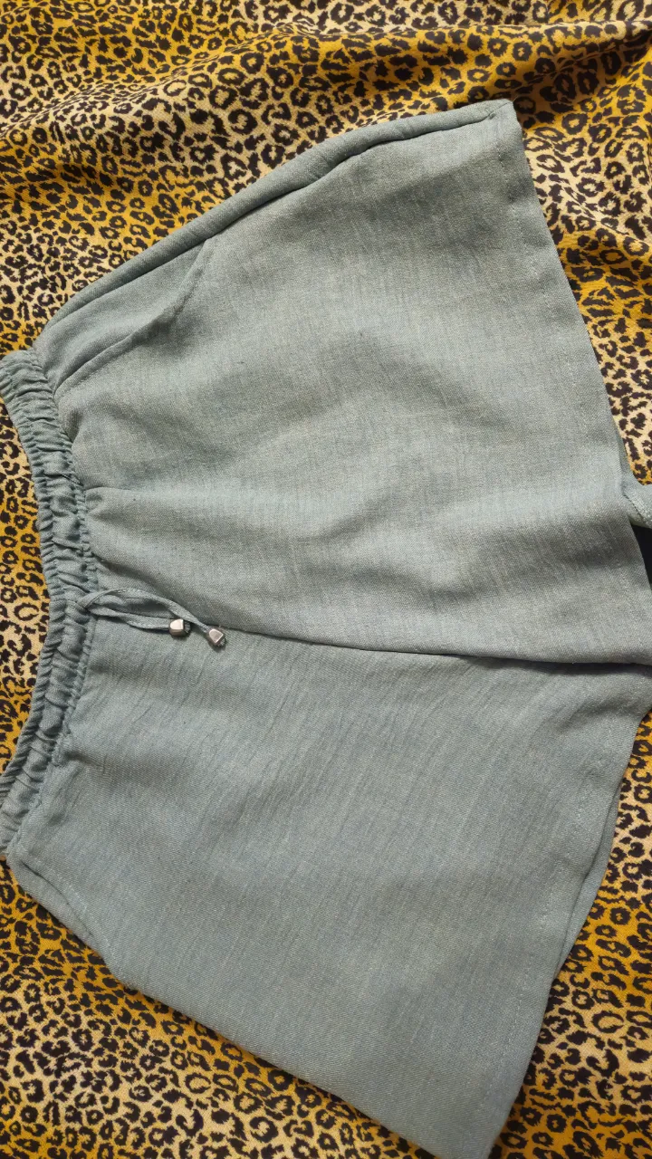 Short Otro - Vista 3