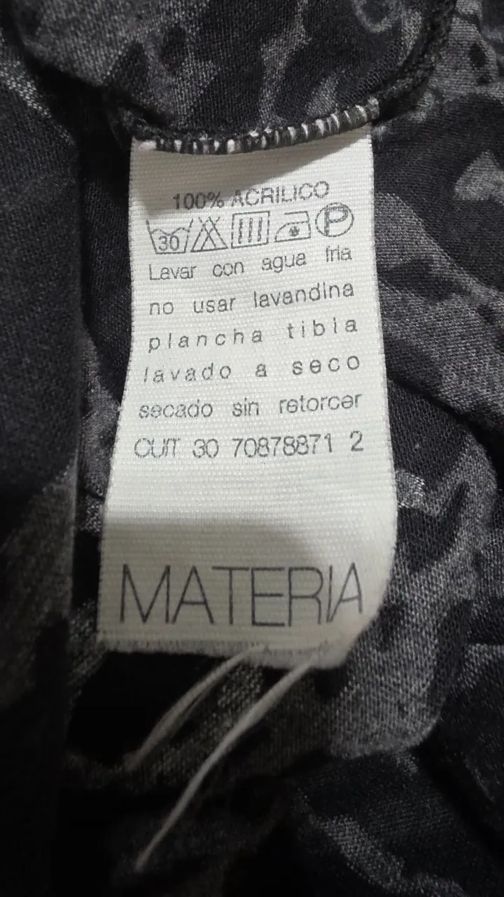 Remera MATERIA - Vista 4