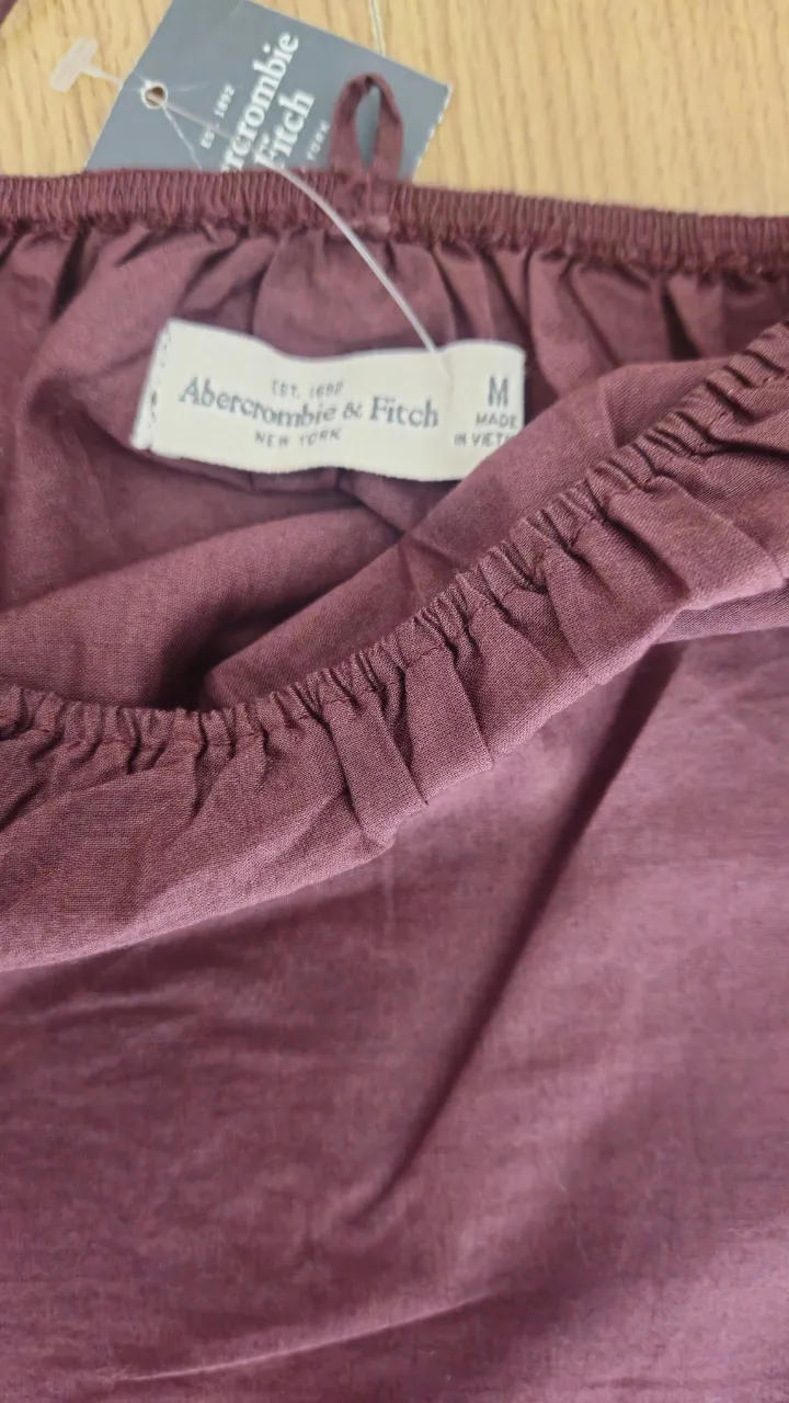 Top Abercrombie & Fitch - Vista 4