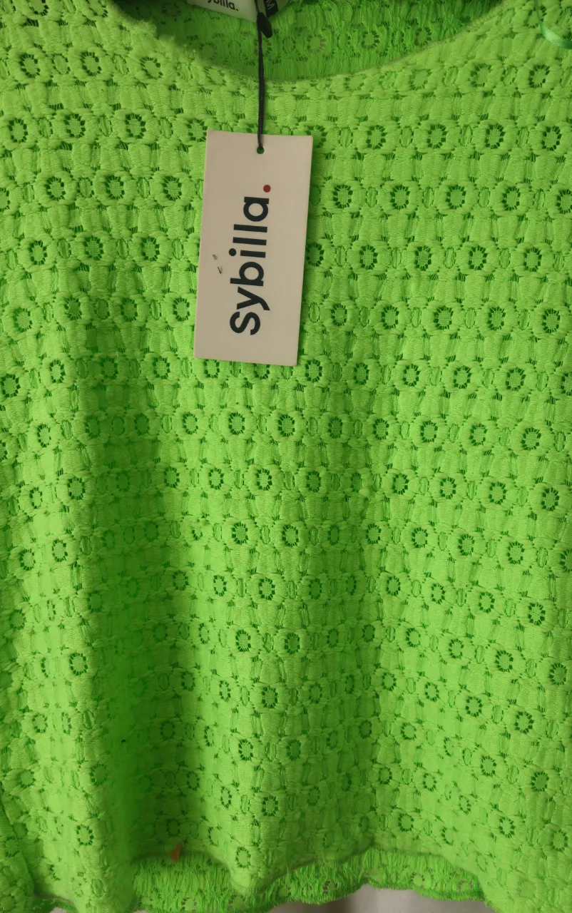 Remera Sybilla - Vista 3