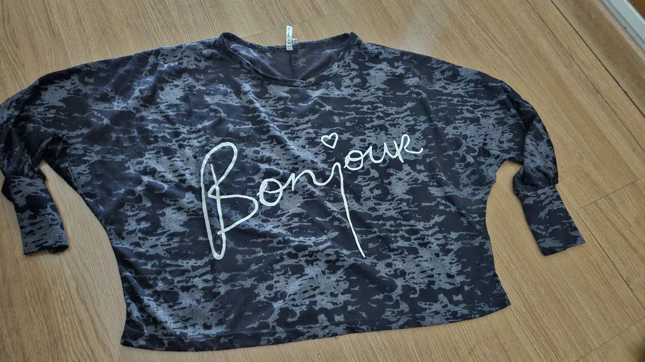 Remera MATERIA - Vista 3