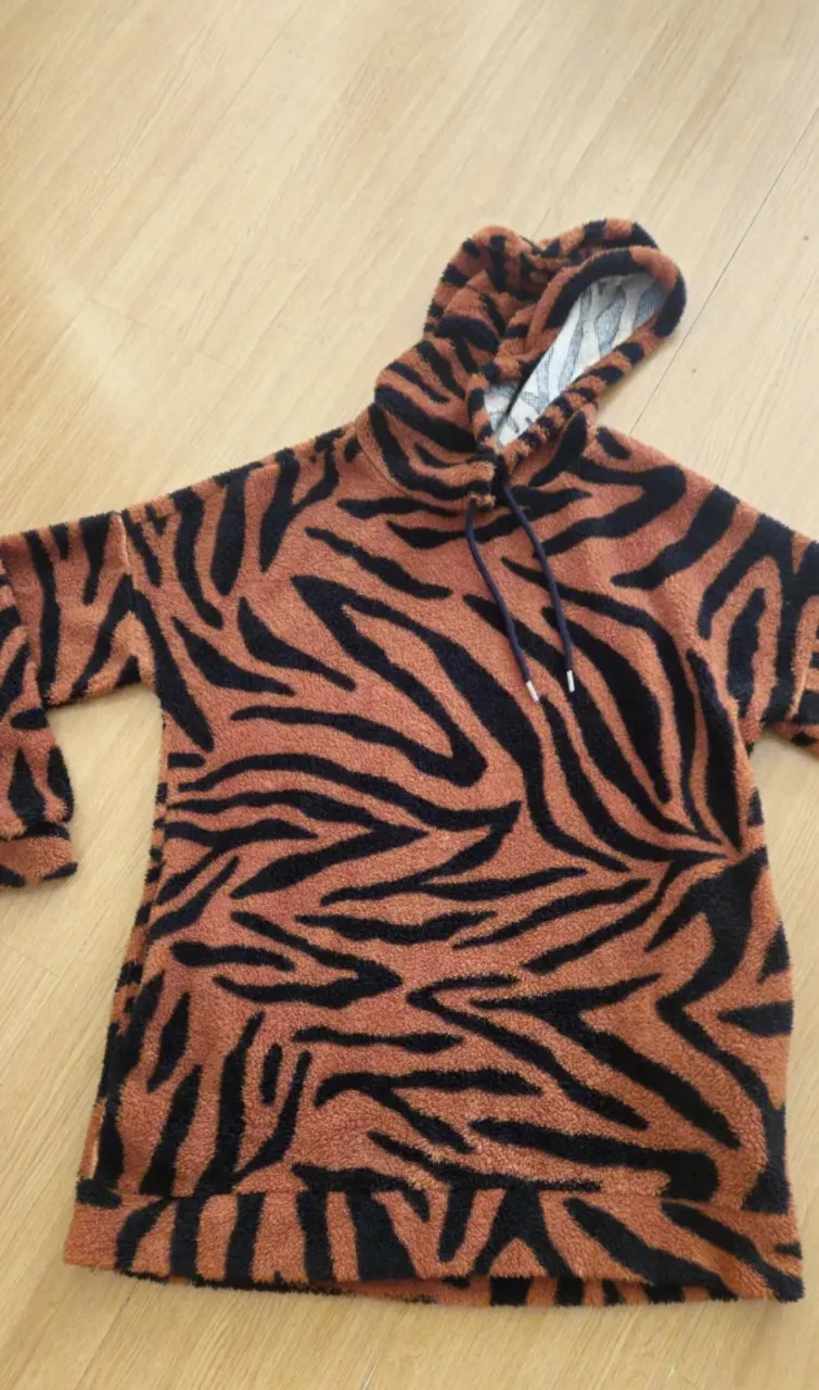 Buzo Nacional - Vista 4