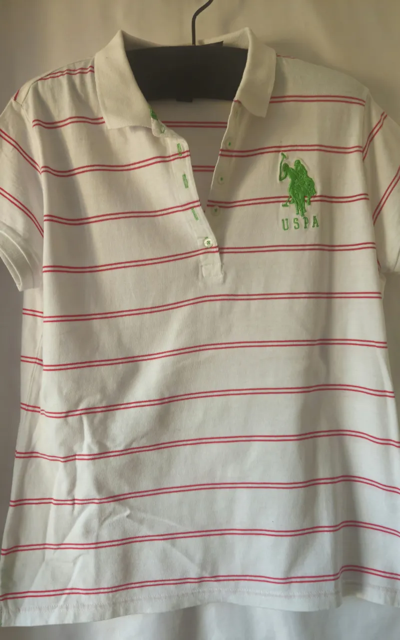 Remera USPA - Vista 2