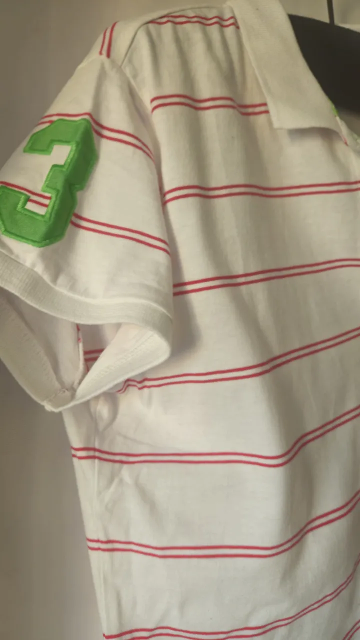 Remera USPA - Vista 3