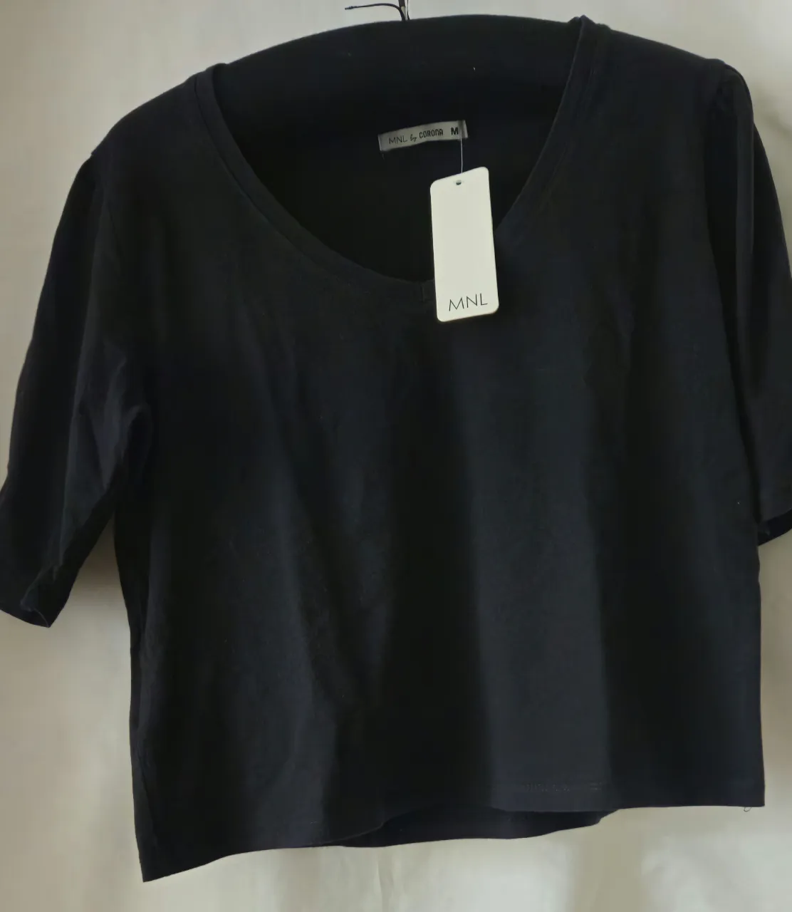 Remera Mnl - Vista 3