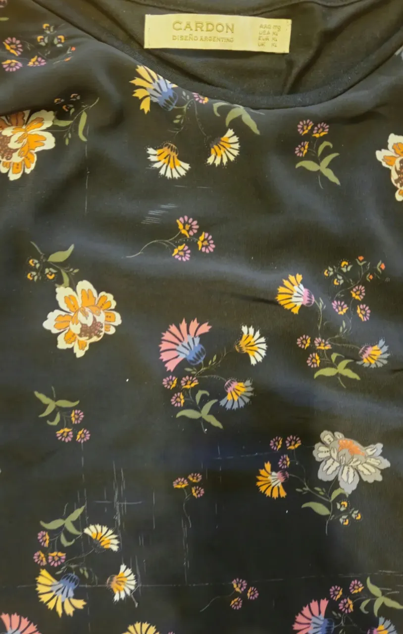 Remera Cardon - Vista 3