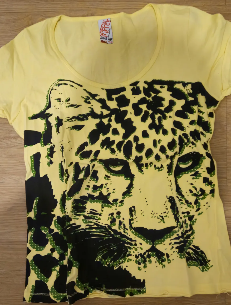 Remera Zara - Vista 3