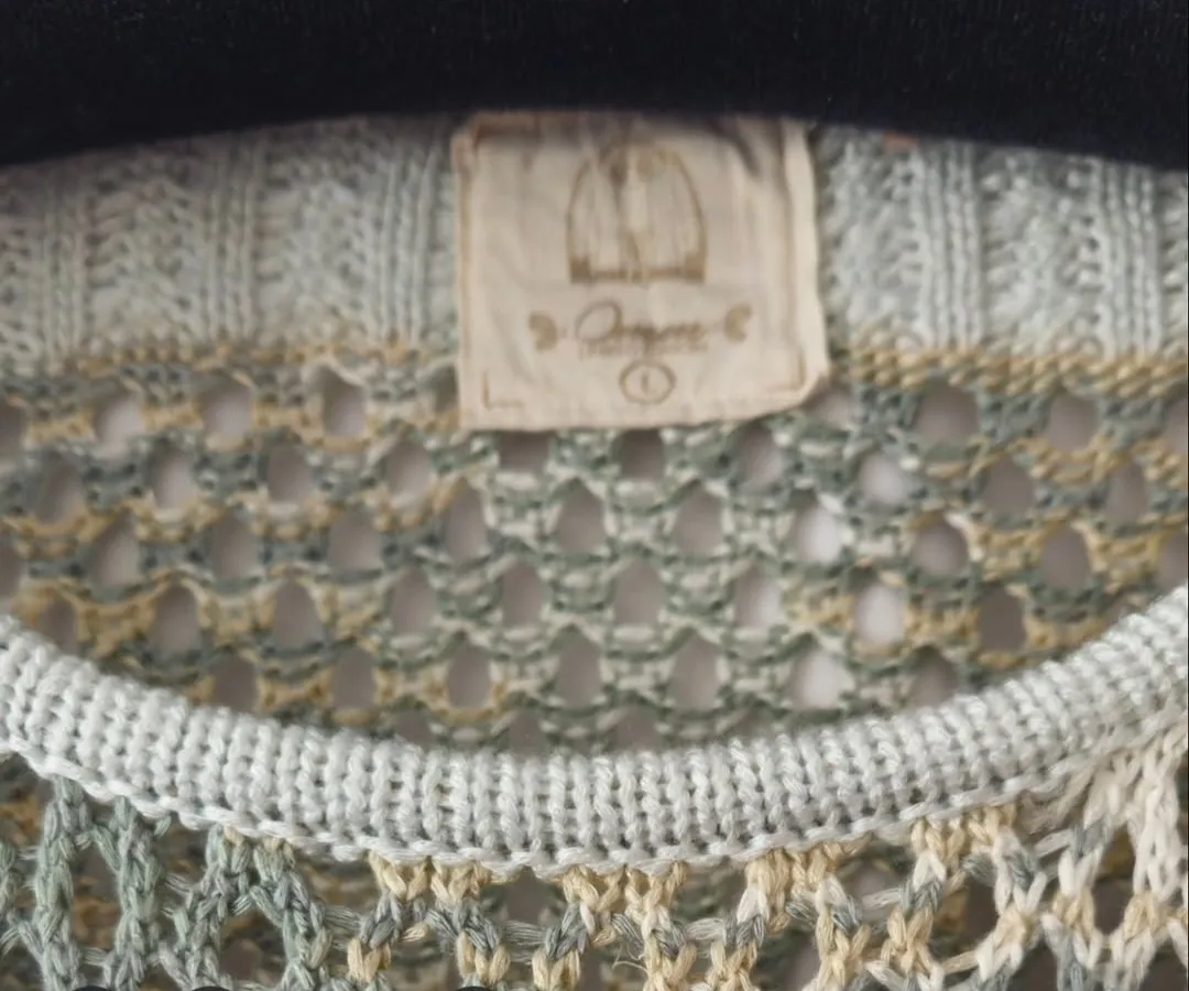 Sweater Origins - Vista 2