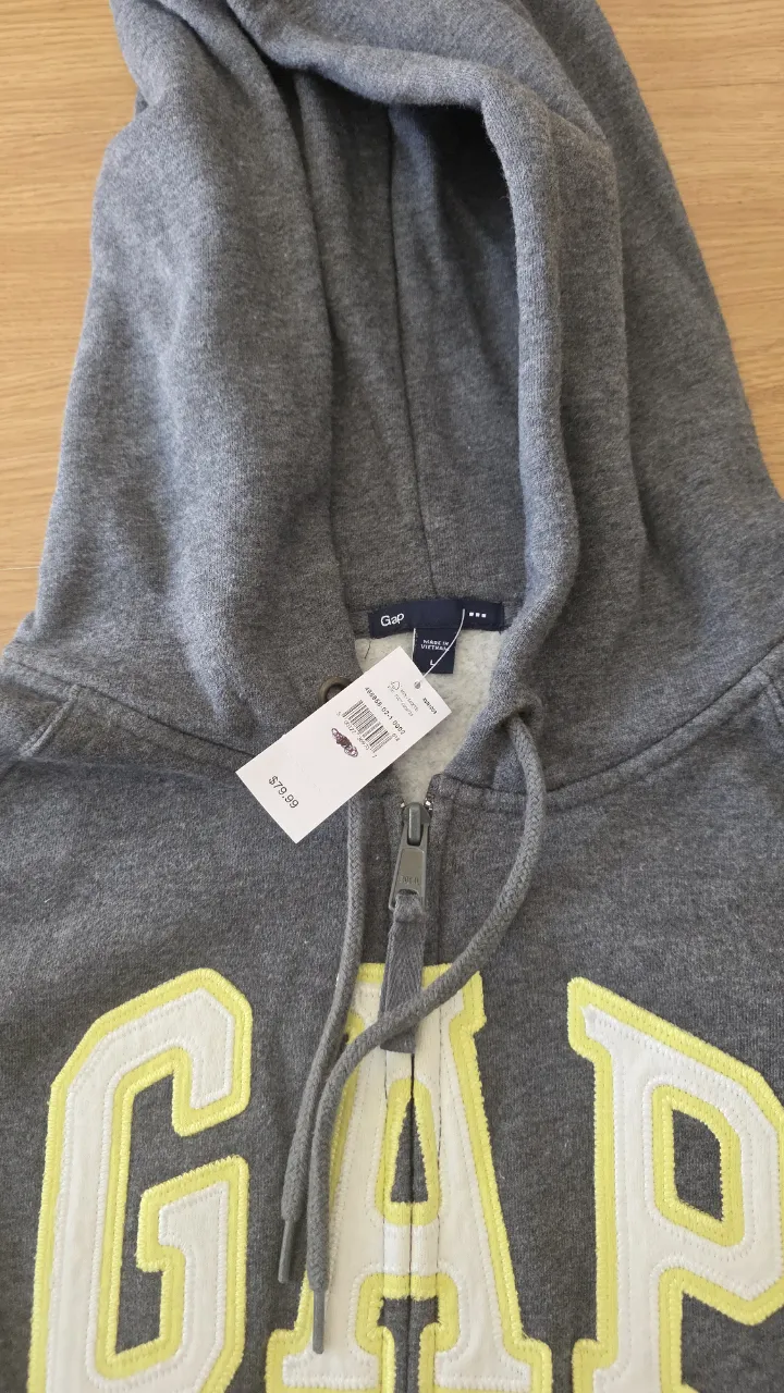 Buzo GAP - Vista 5