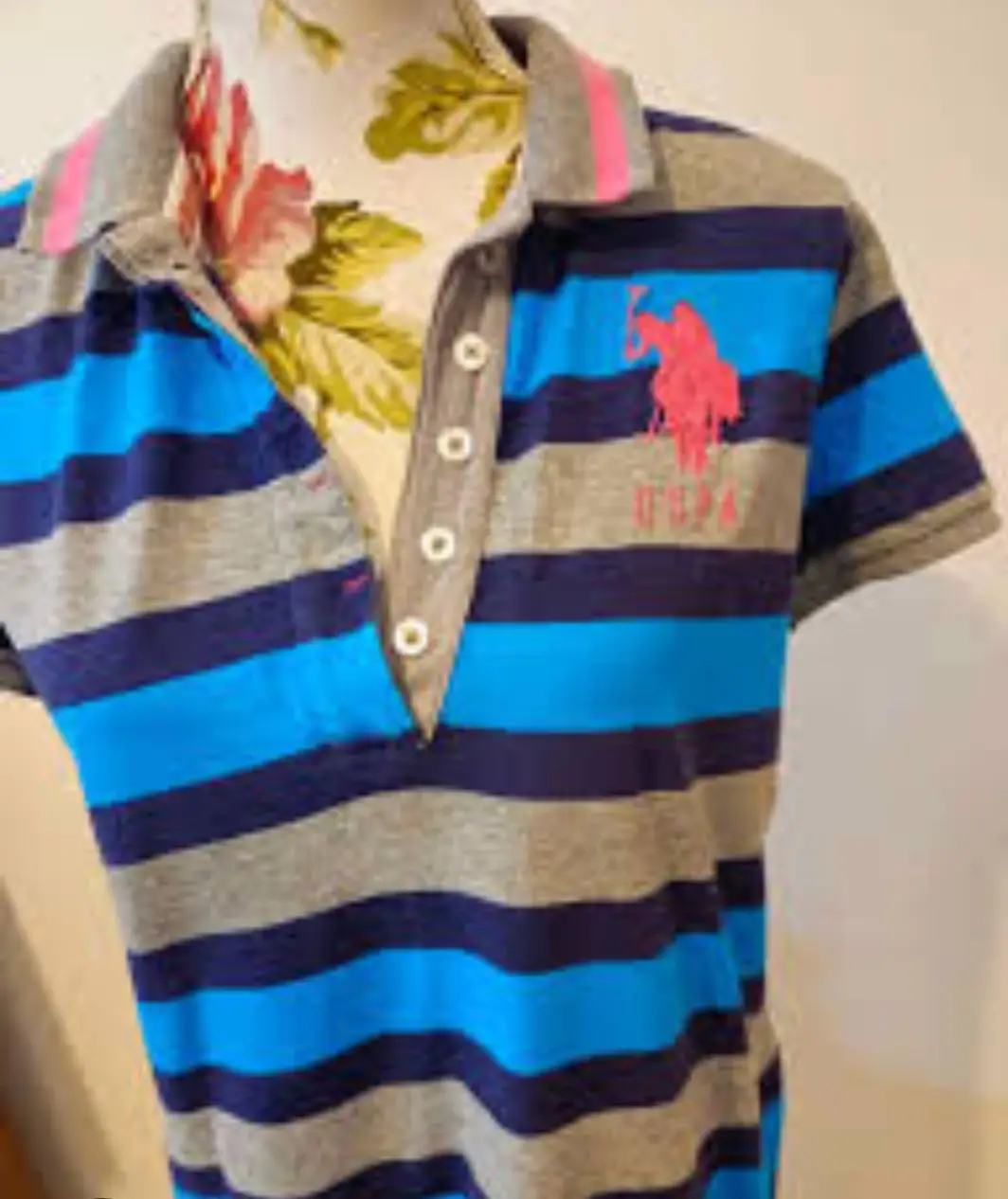 Remera USPA - Vista 4