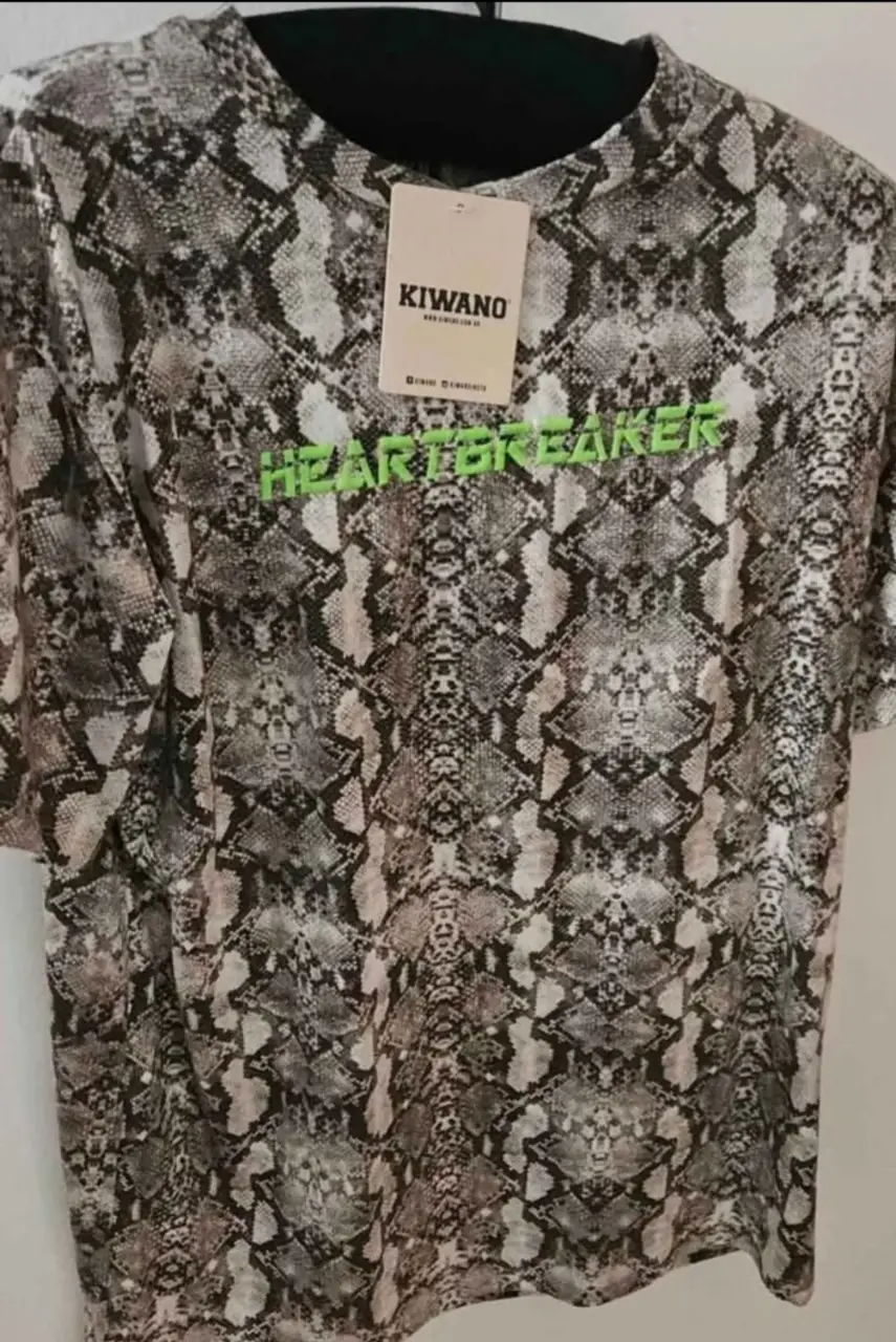 Remera KIWANO - Vista 4