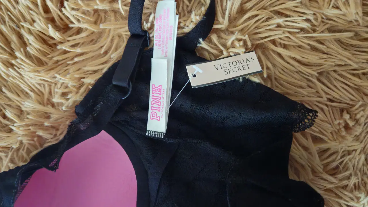 Conjunto Victoria's Secret - Vista 6
