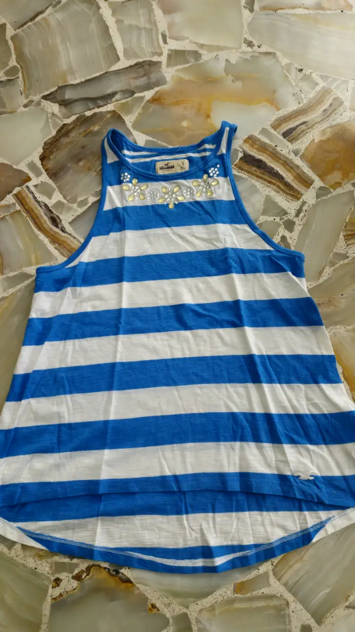 Musculosa Hollister - Vista 3