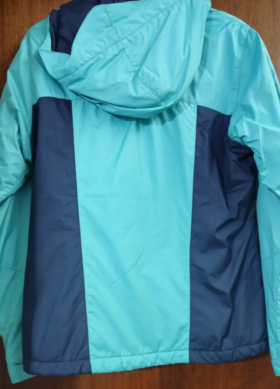 Campera Columbia - Vista 3