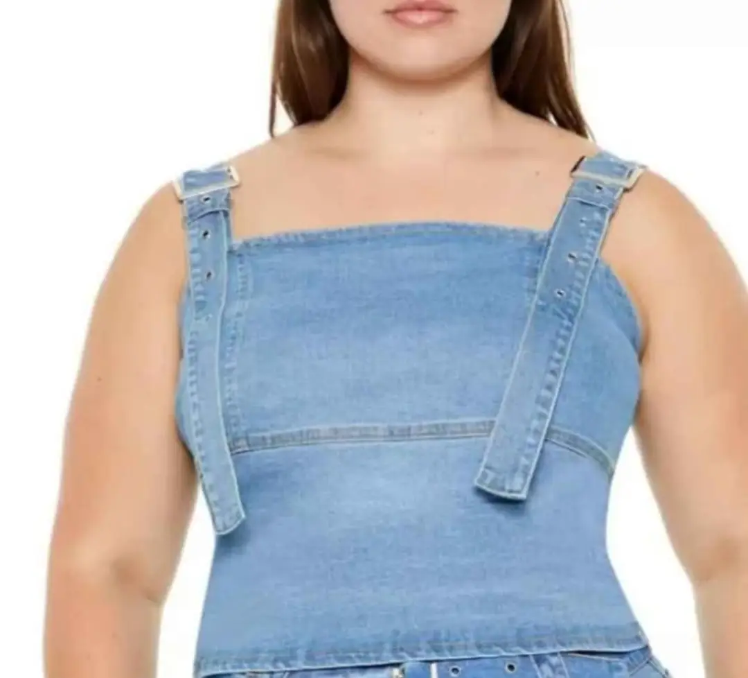 Top Forever 21 - Vista 3