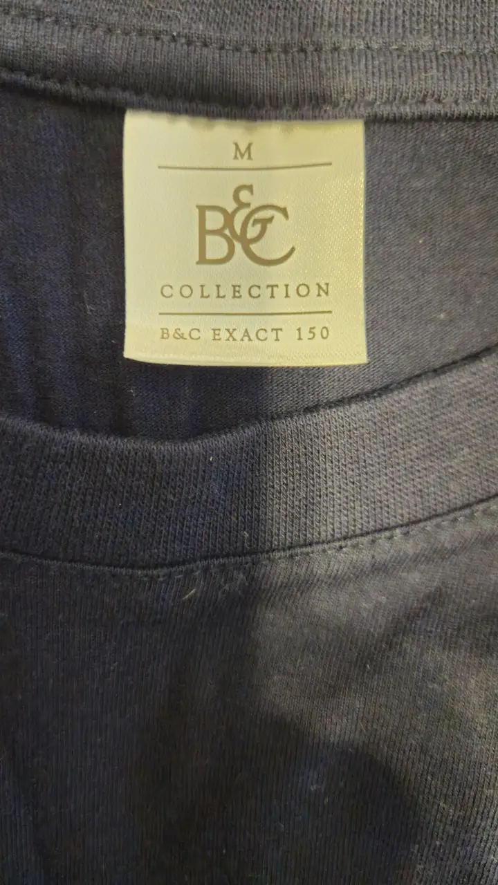 Remera B&C - Vista 4