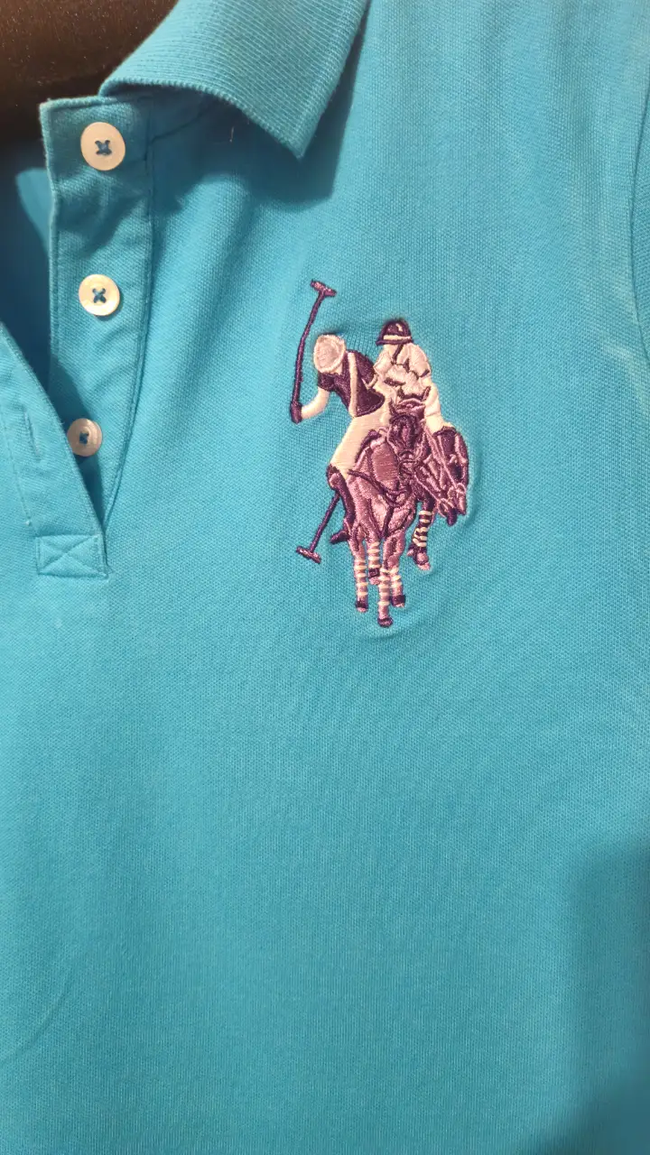 Remera USPA - Vista 3