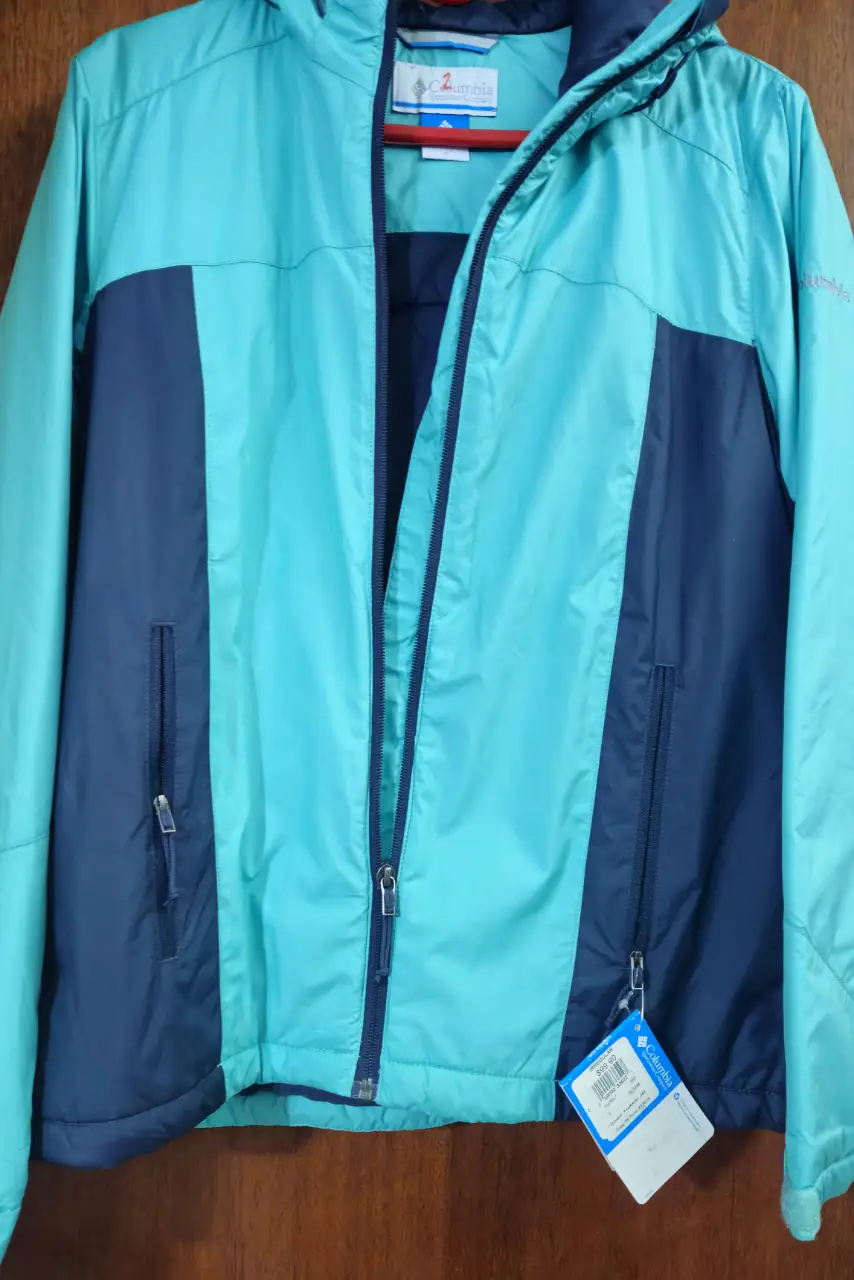 Campera Columbia - Vista 2