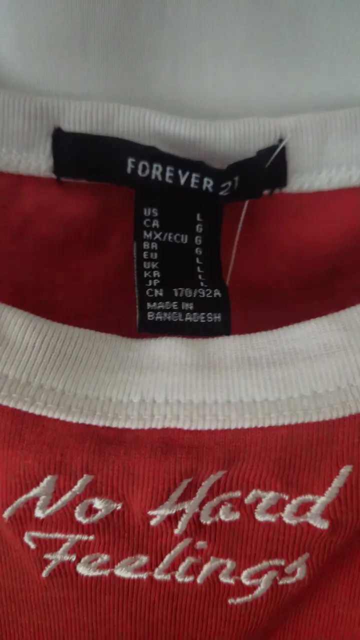 Top Forever 21 - Vista 3