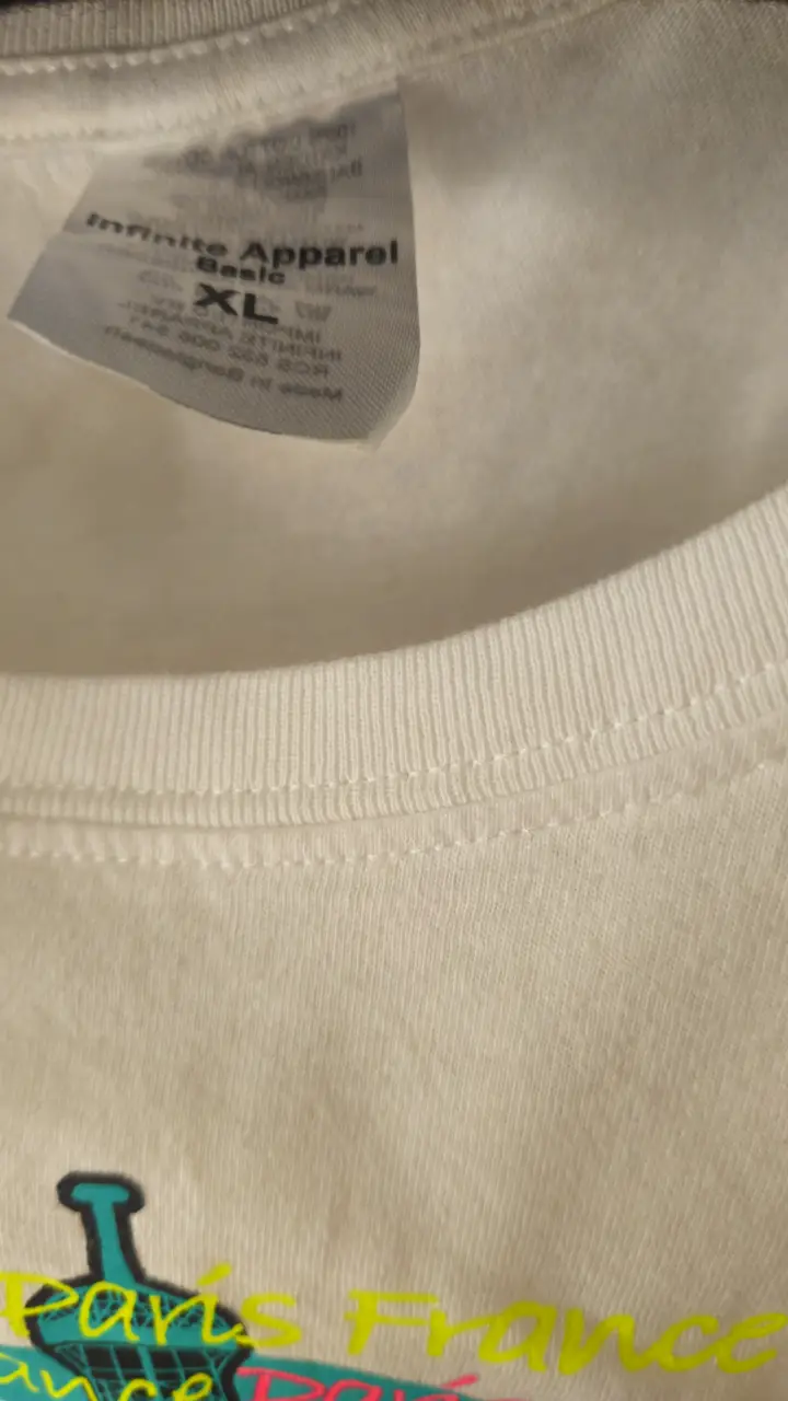 Remera Infinite - Vista 3