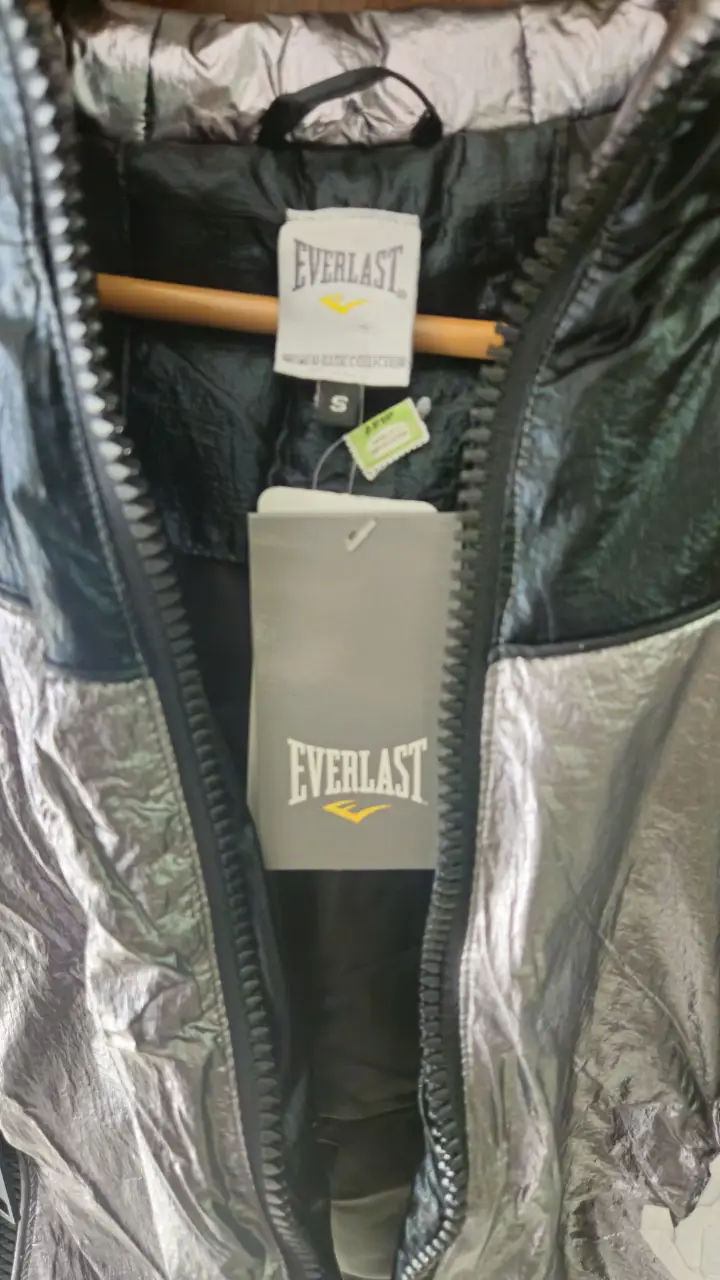 Campera Everlast - Vista 3
