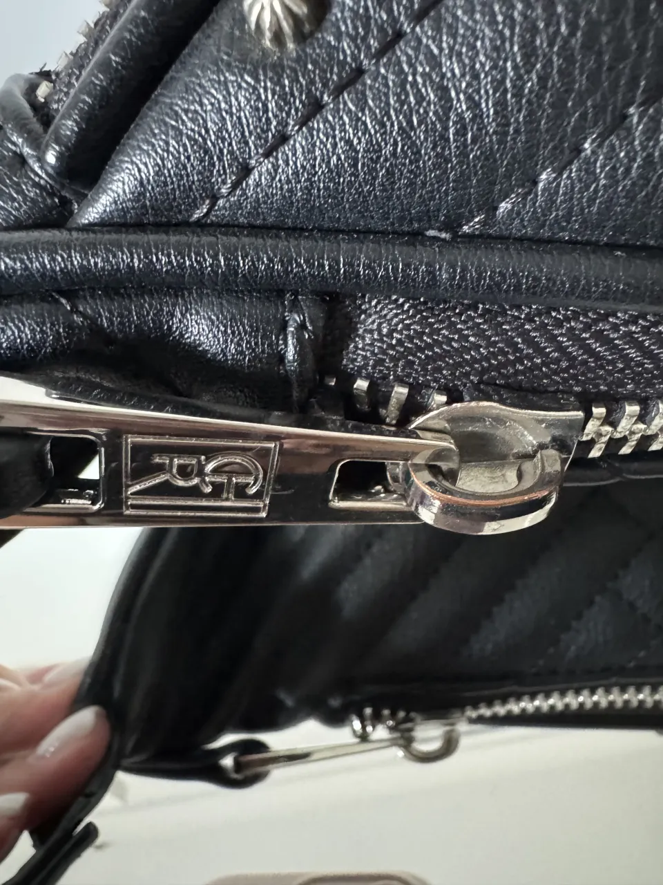 Riñonera CHER. - Vista 4