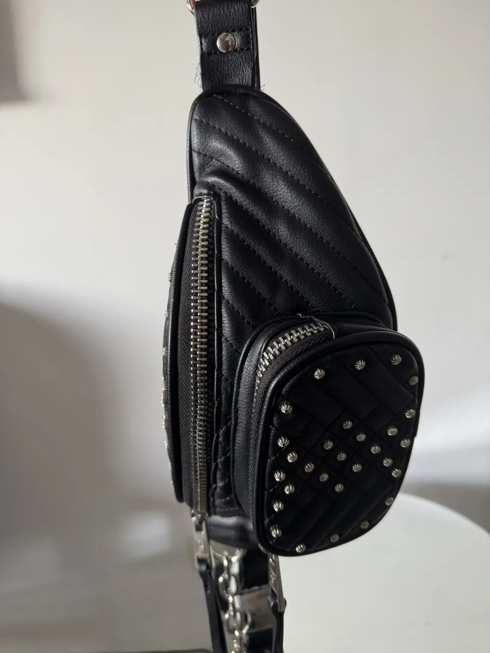 Riñonera CHER. - Vista 2