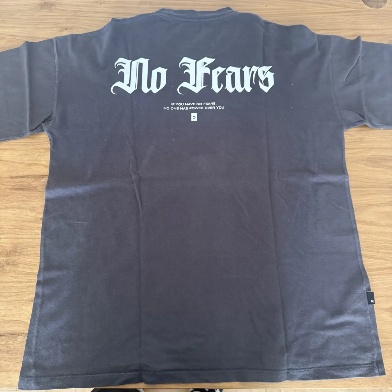 Remera Rever Pass - Vista 2