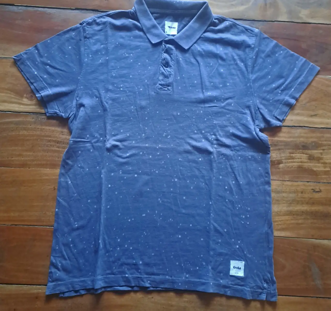 Remera Gola - Vista 3