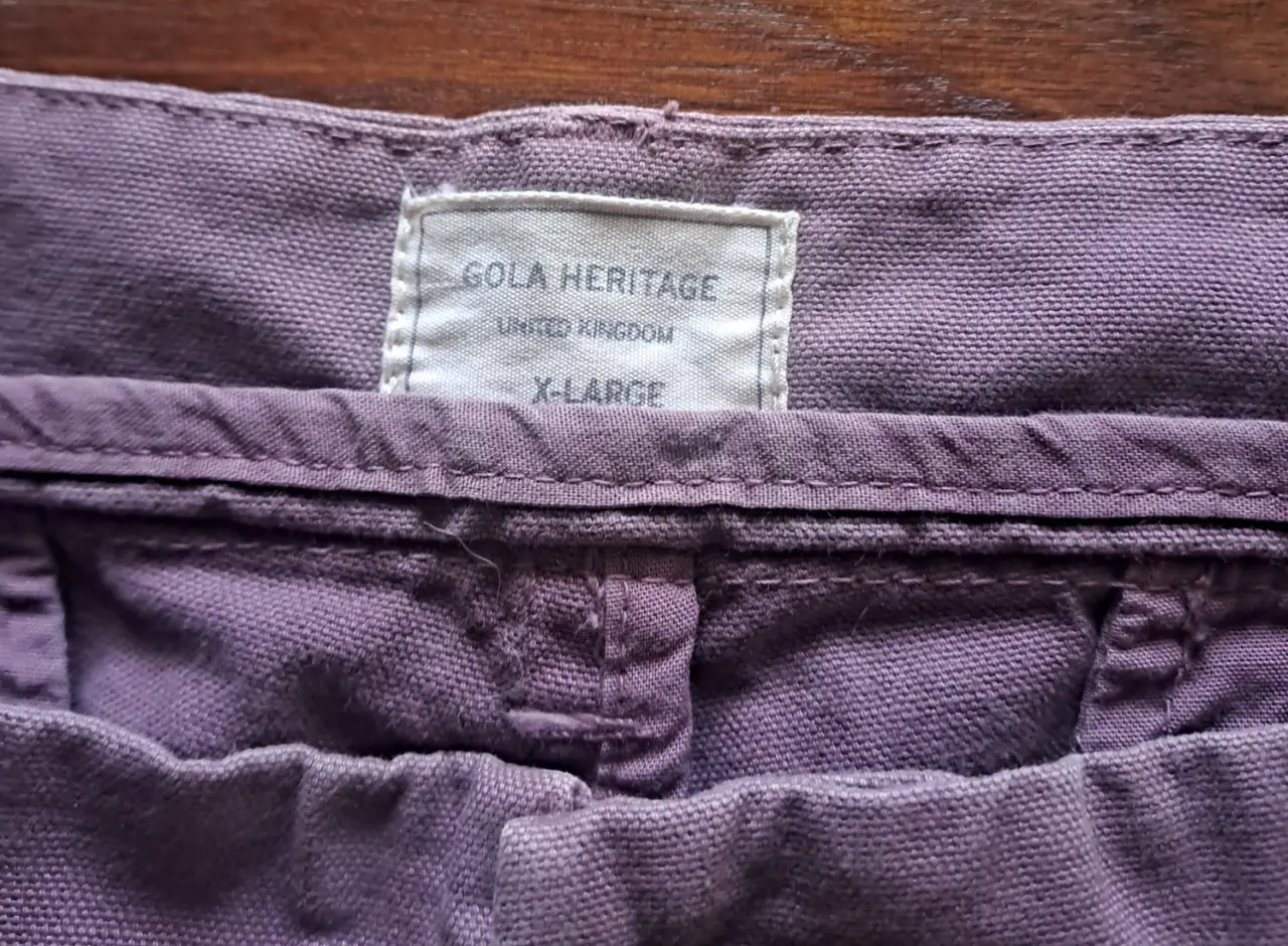 Short de hombre Gola Heritage color violeta apagado, talle X-Large. Ideal para un look casual y cómodo.