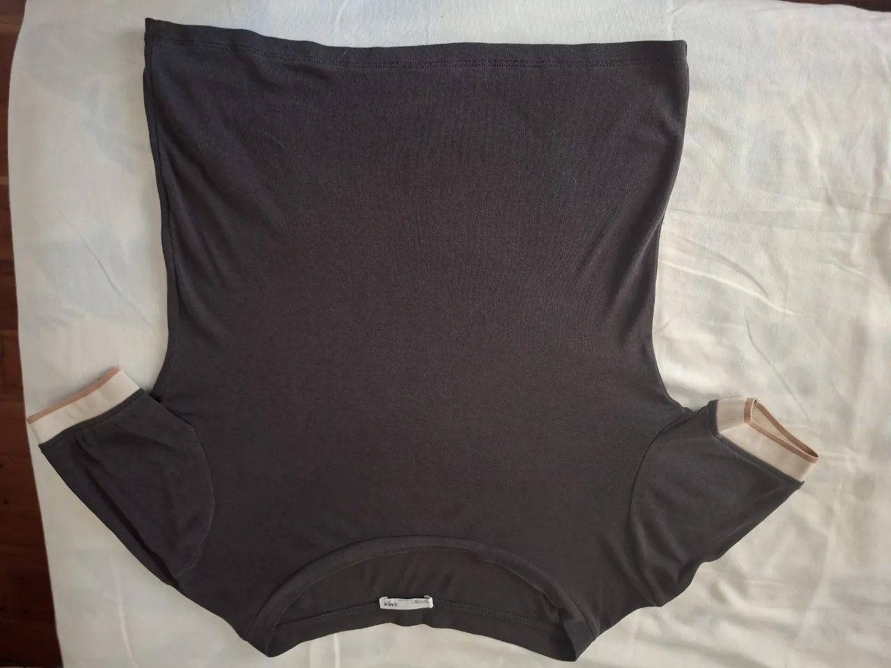 Remera Zara - Vista 3