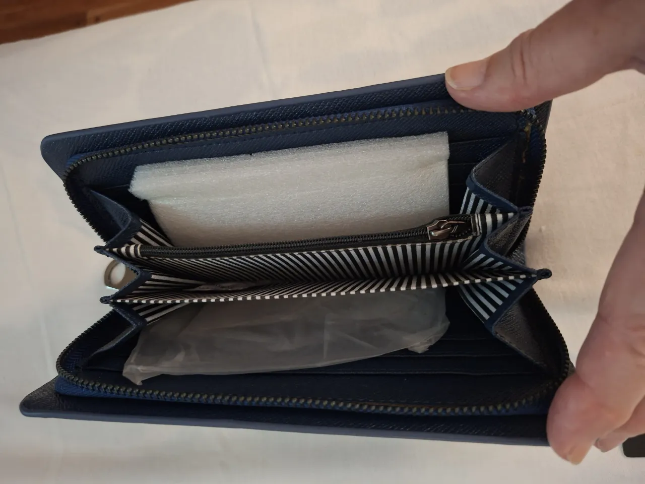 Billetera Stone - Vista 3