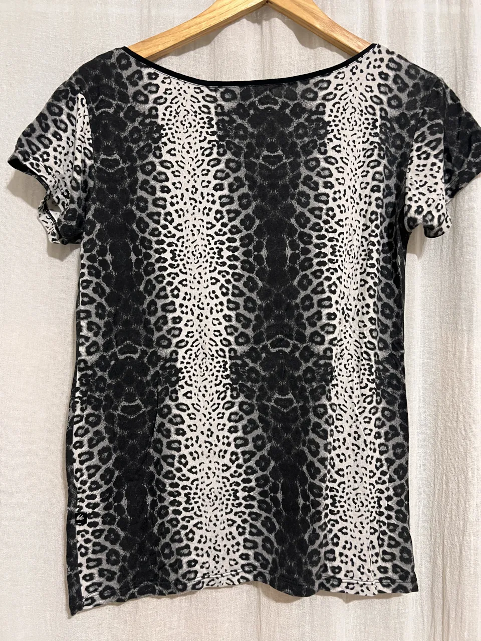 Remera Wanama - Vista 3