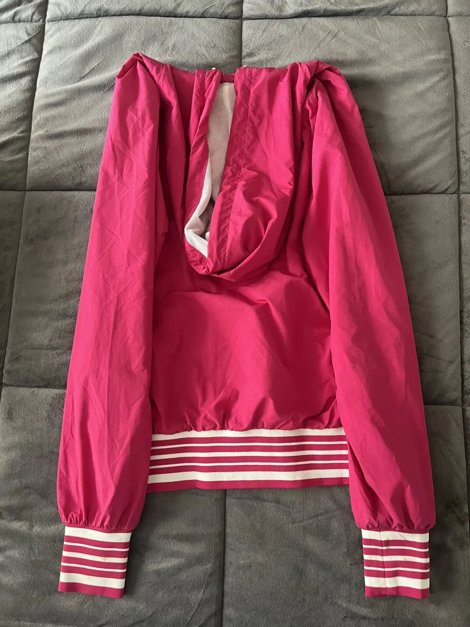 Campera Nike - Vista 3