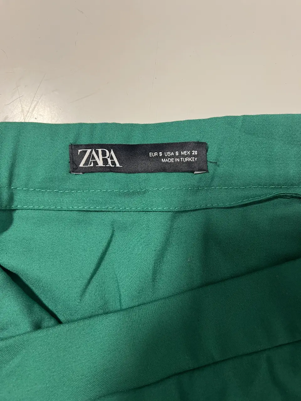 Pollera Zara - Vista 3