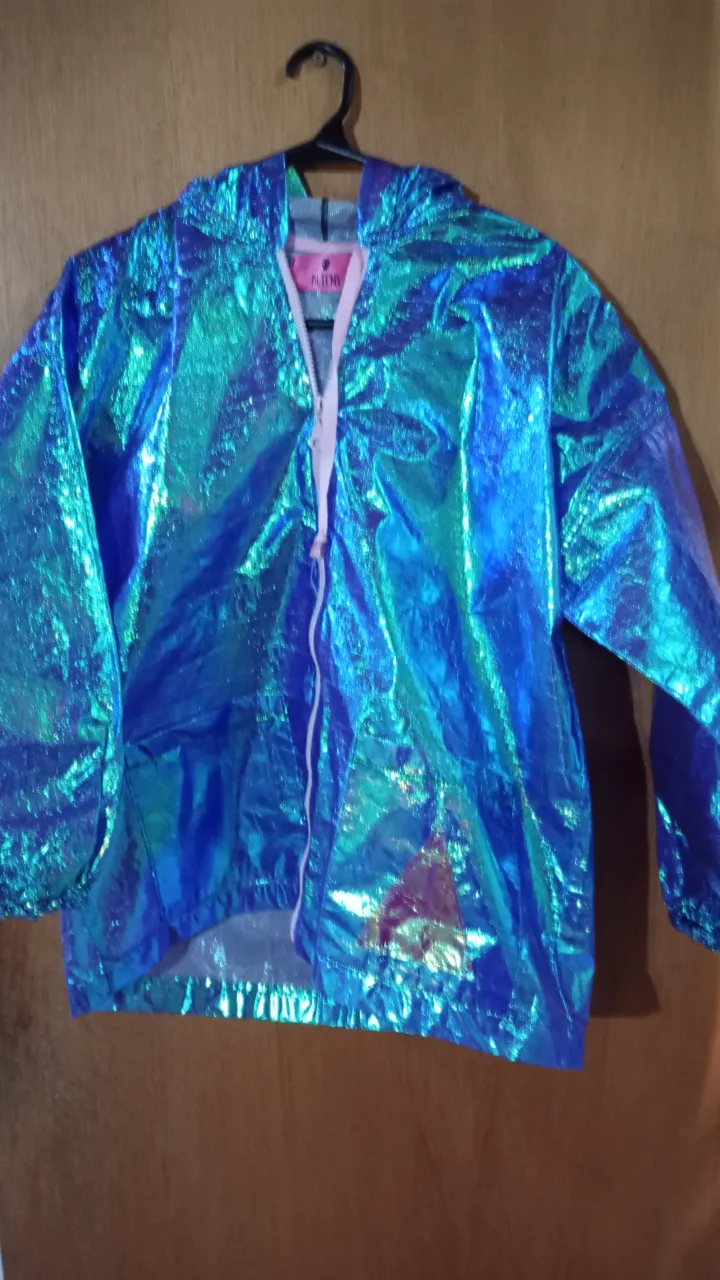 Impermeable Aliens - Vista 4