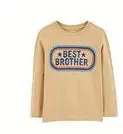 Remera manga larga para niño, color amarillo con estampado "Best Brother" en el frente. Ideal para uso diario.