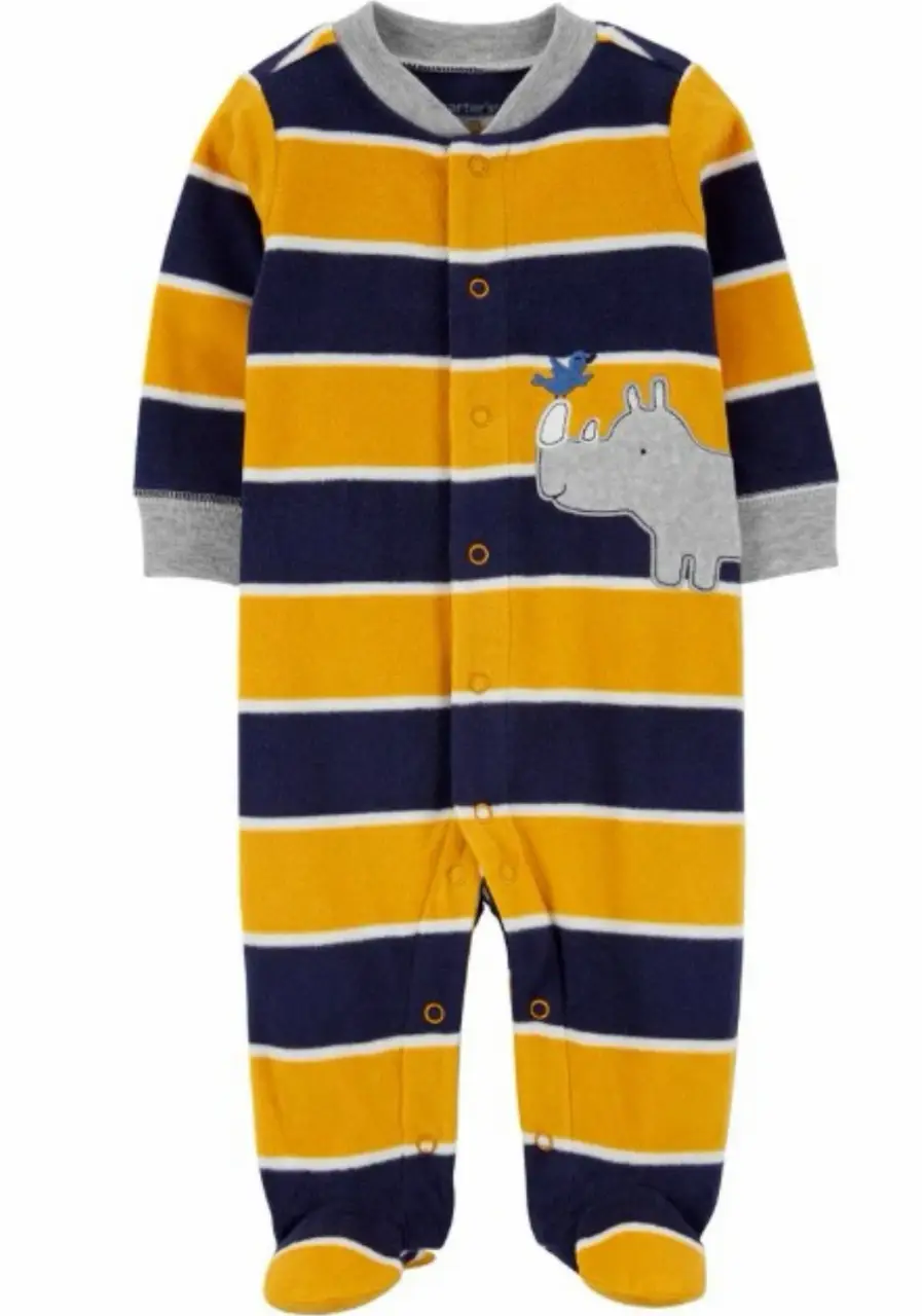 Pijama entero para bebé a rayas amarillas y azul marino, con un diseño de rinoceronte y un pajarito. Ideal para mantener a tu bebé cómodo y abrigado.