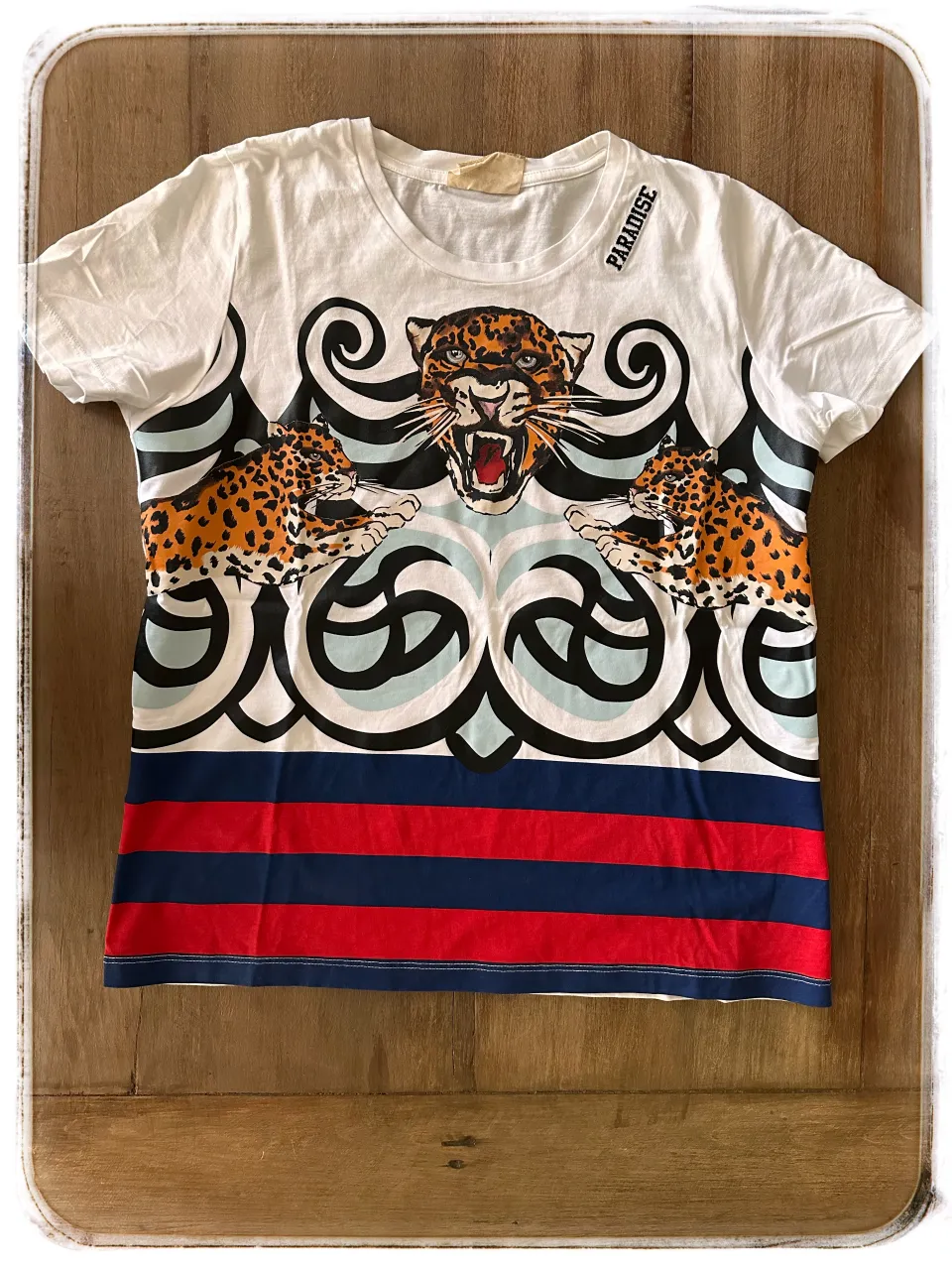 Remera Jazmín Chebar - Vista 4