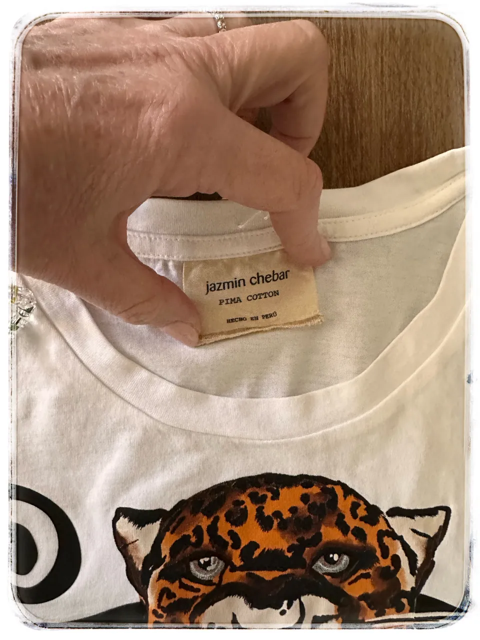 Remera Jazmín Chebar - Vista 3