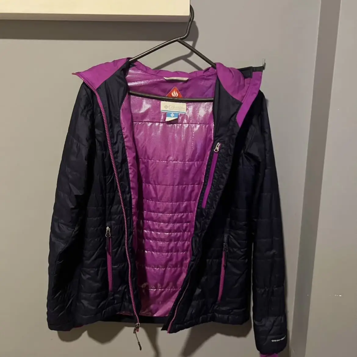 Campera Columbia - Vista 4