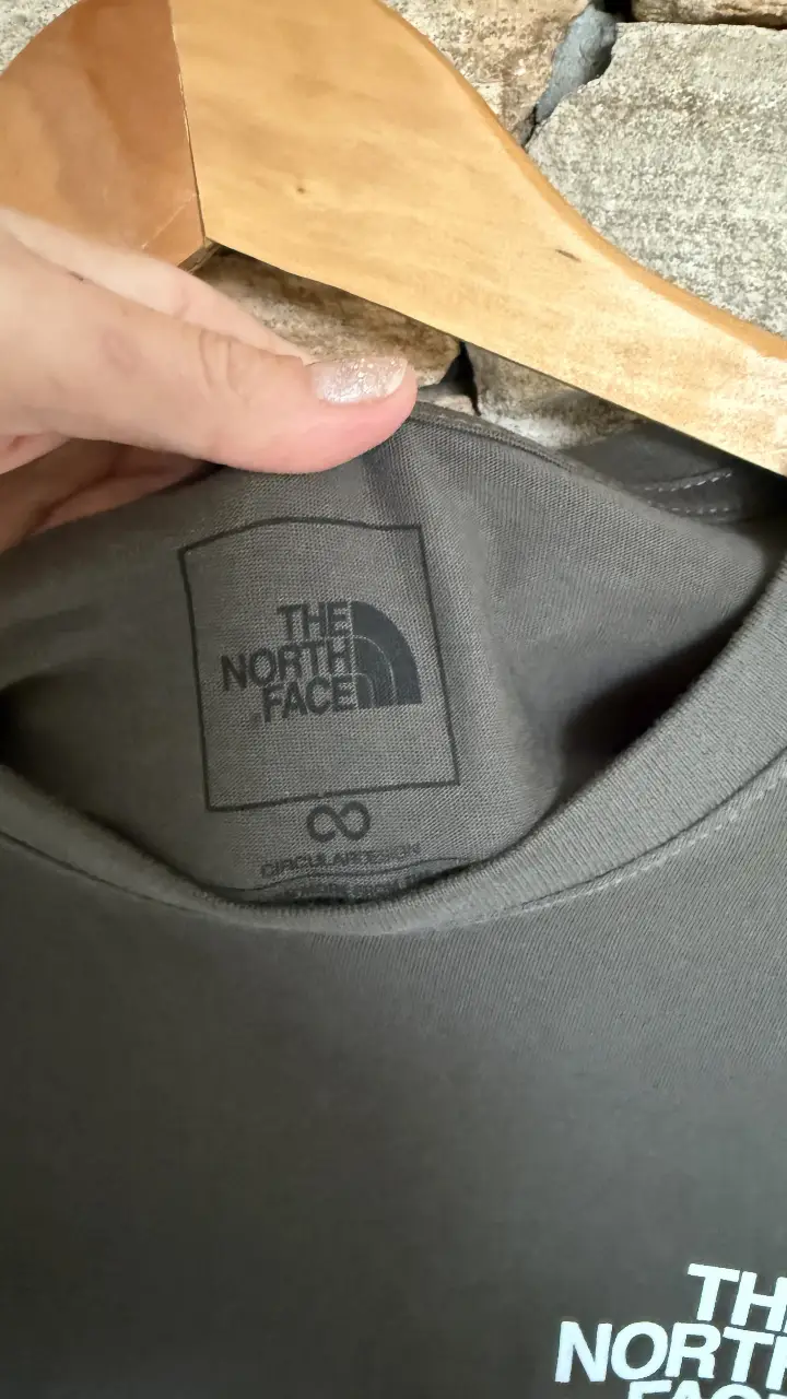 Remera The North Face - Vista 3