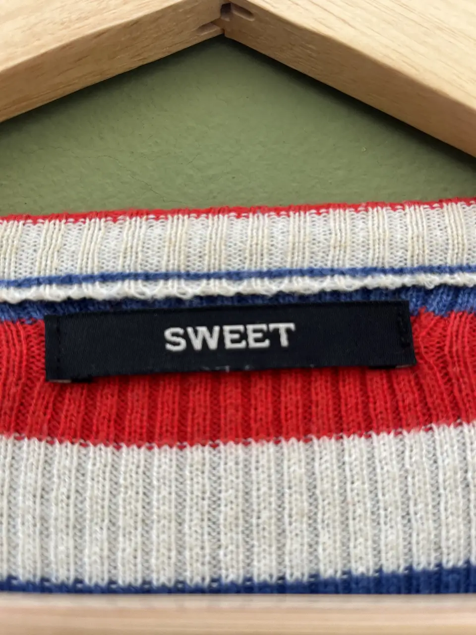 Sweater Sweet - Vista 2