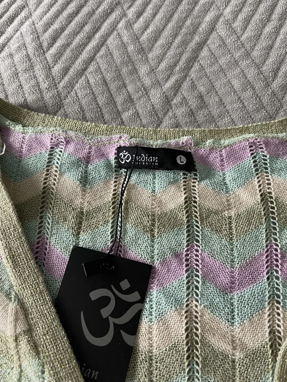 Cardigan Indian - Vista 2