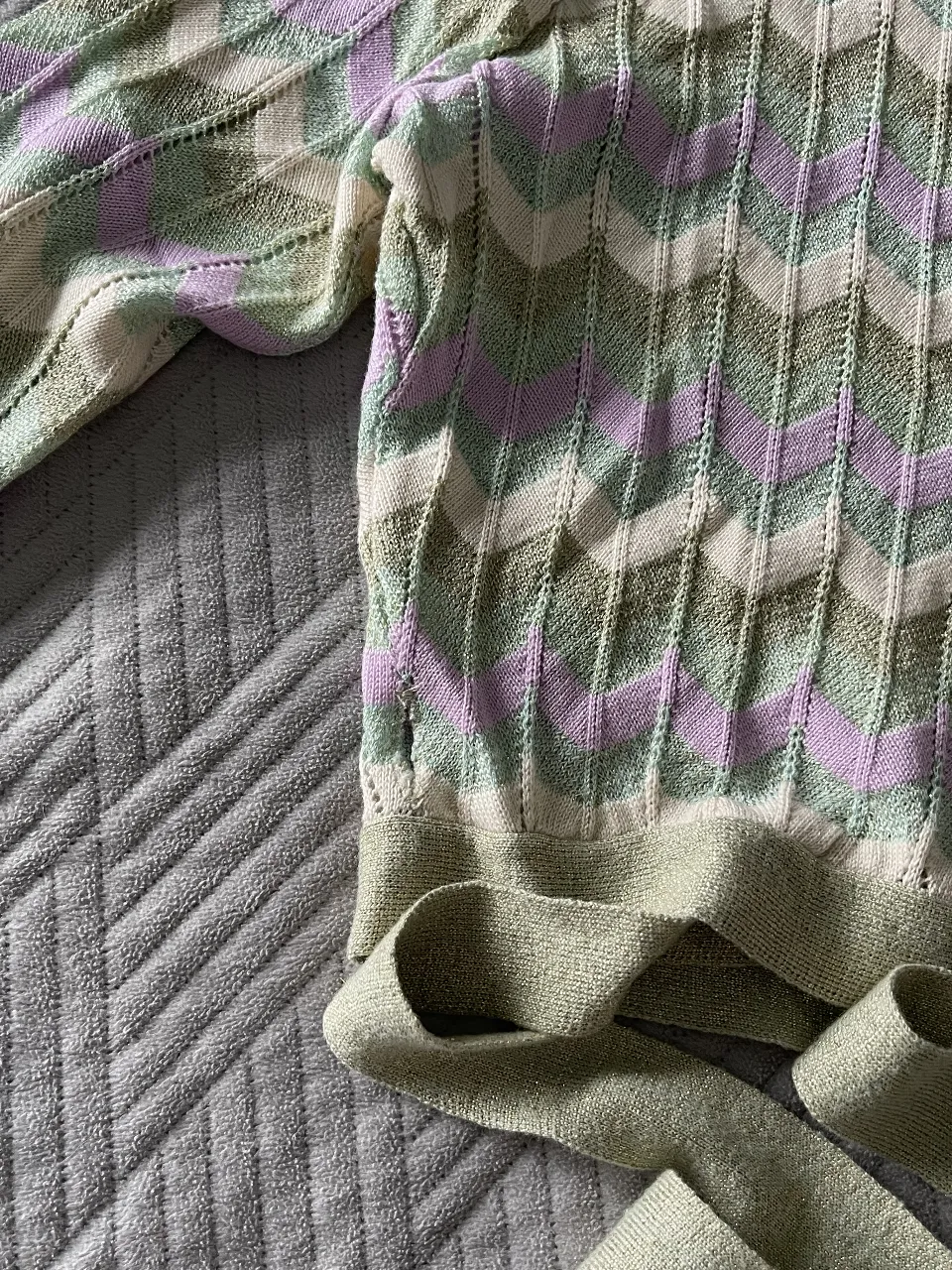 Cardigan Indian - Vista 3