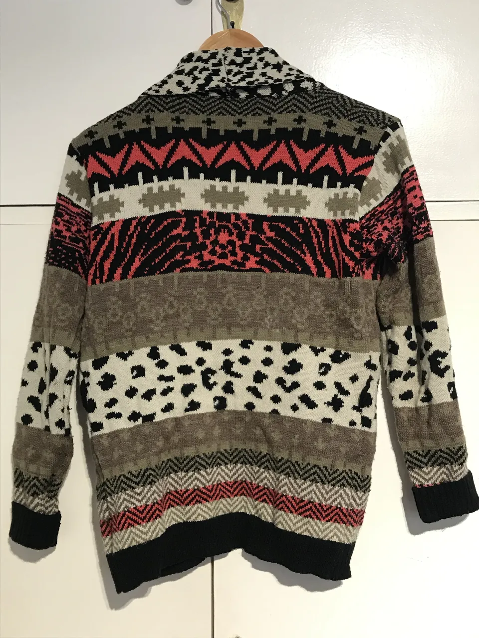 Cardigan Otra - Vista 2