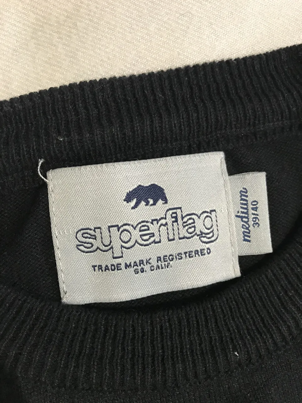 Sweater Superflag - Vista 4