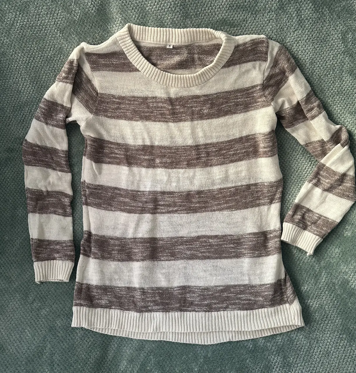 Sweater Nude - Vista 2