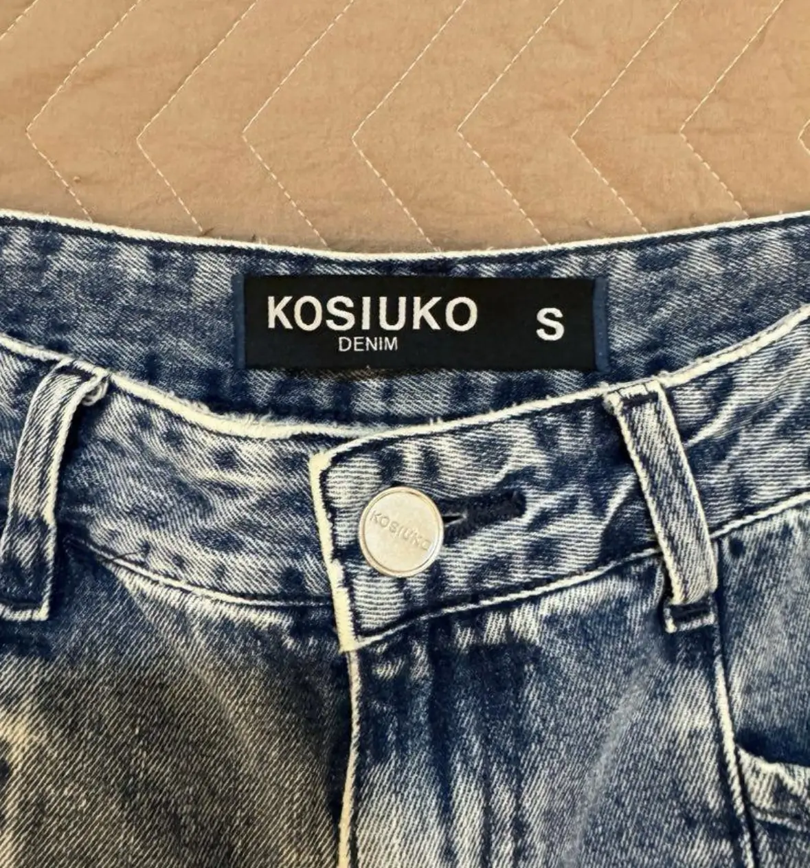 Jean Kosiuko - Vista 3